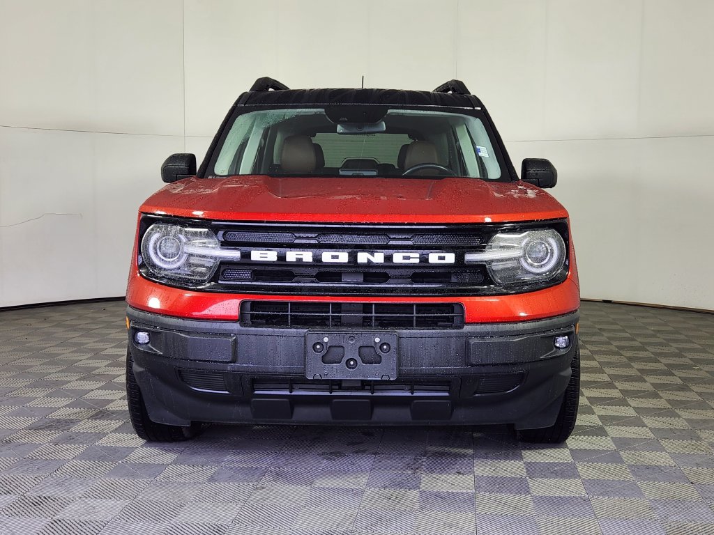 Used 2022 Ford Bronco Sport Outer Banks w/ Tech Package AWD/4WD image 2