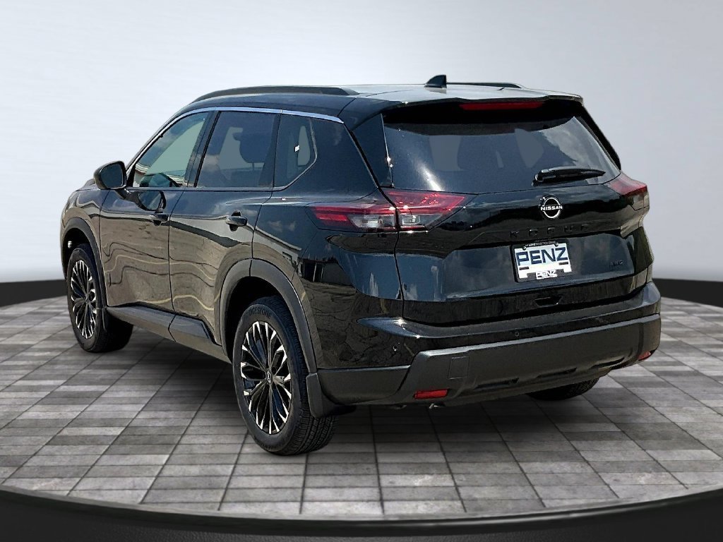 New 2026 Nissan Rogue Dark Armor AWD/4WD image 3