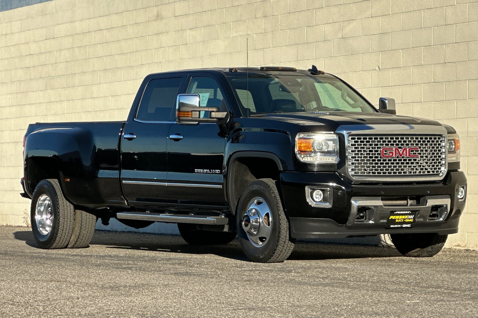 Certified 2016 GMC Sierra 3500 Denali w/ Duramax Plus Package RWD image 2