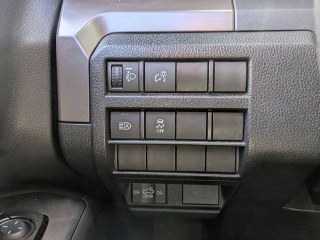 Used 2025 Toyota Tacoma TRD Off-Road image 19