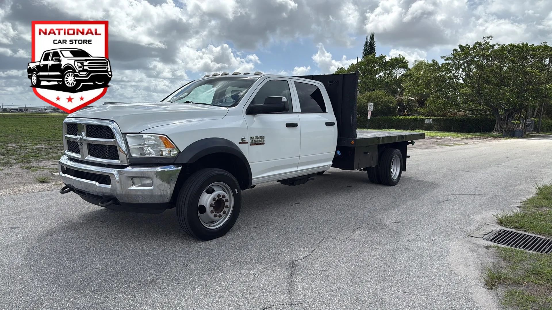 Used 2018 RAM 4500 Tradesman w/ Chrome Appearance Group image 1