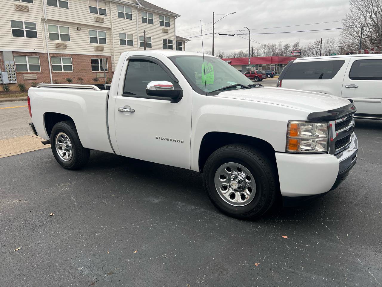 Used 2010 Chevrolet Silverado 1500 W/T w/ LS Package RWD image 2