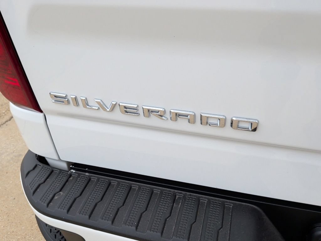 New 2026 Chevrolet Silverado 1500 Custom w/ LPO, Dark Essentials Package RWD image 36