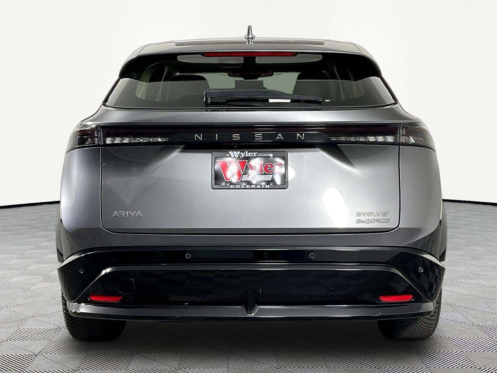 Certified 2023 Nissan Ariya AWD image 5