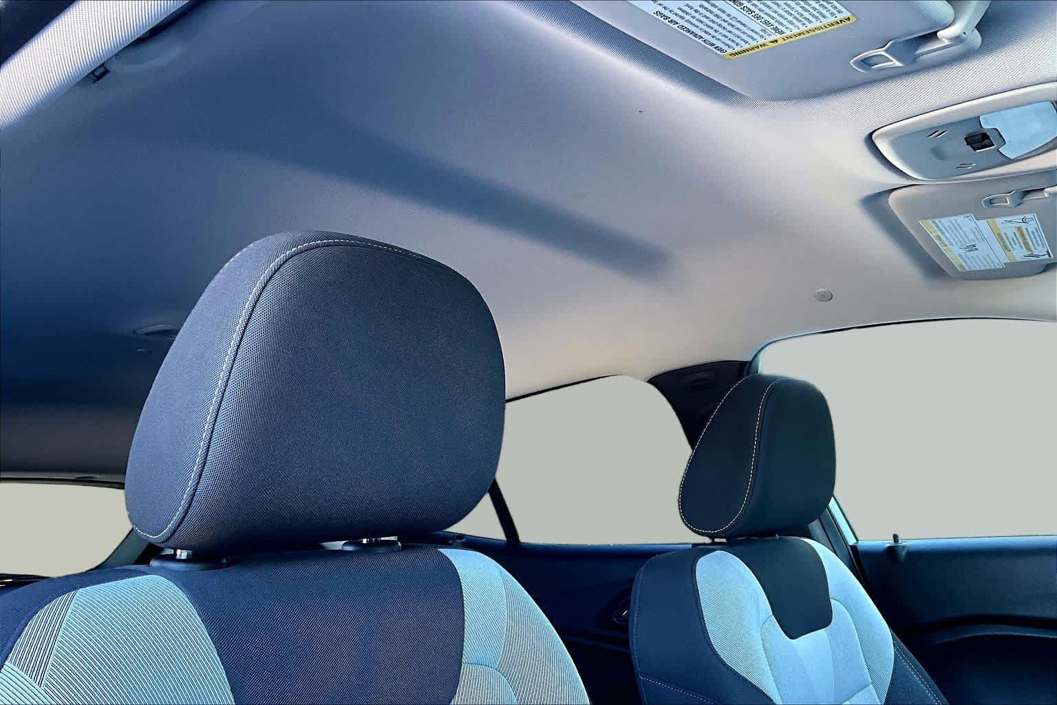 Used 2025 Chevrolet Trax LS FWD image 14