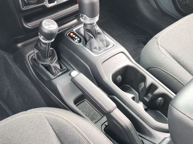 Certified 2025 Jeep Wrangler Sport image 19