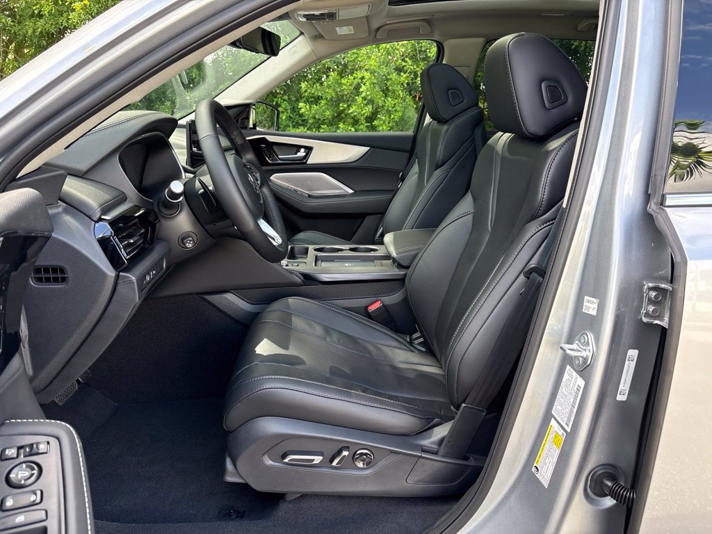 New 2026 Acura MDX w/ Technology Package FWD image 14