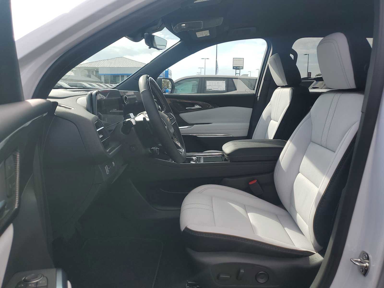 New 2026 Chevrolet Traverse High Country image 13