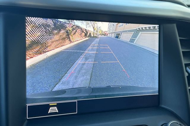 Used 2023 GMC Acadia SLT image 23