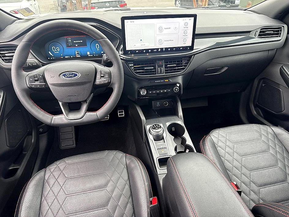 Used 2023 Ford Escape ST-Line Elite w/ Premium Technology Package image 7