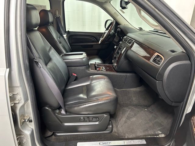 Used 2011 GMC Yukon XL Denali image 12