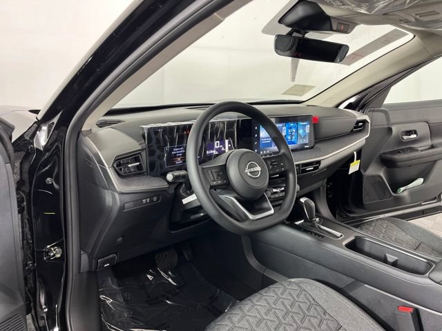 New 2026 Nissan Kicks SV w/ SV Premium Package FWD image 17