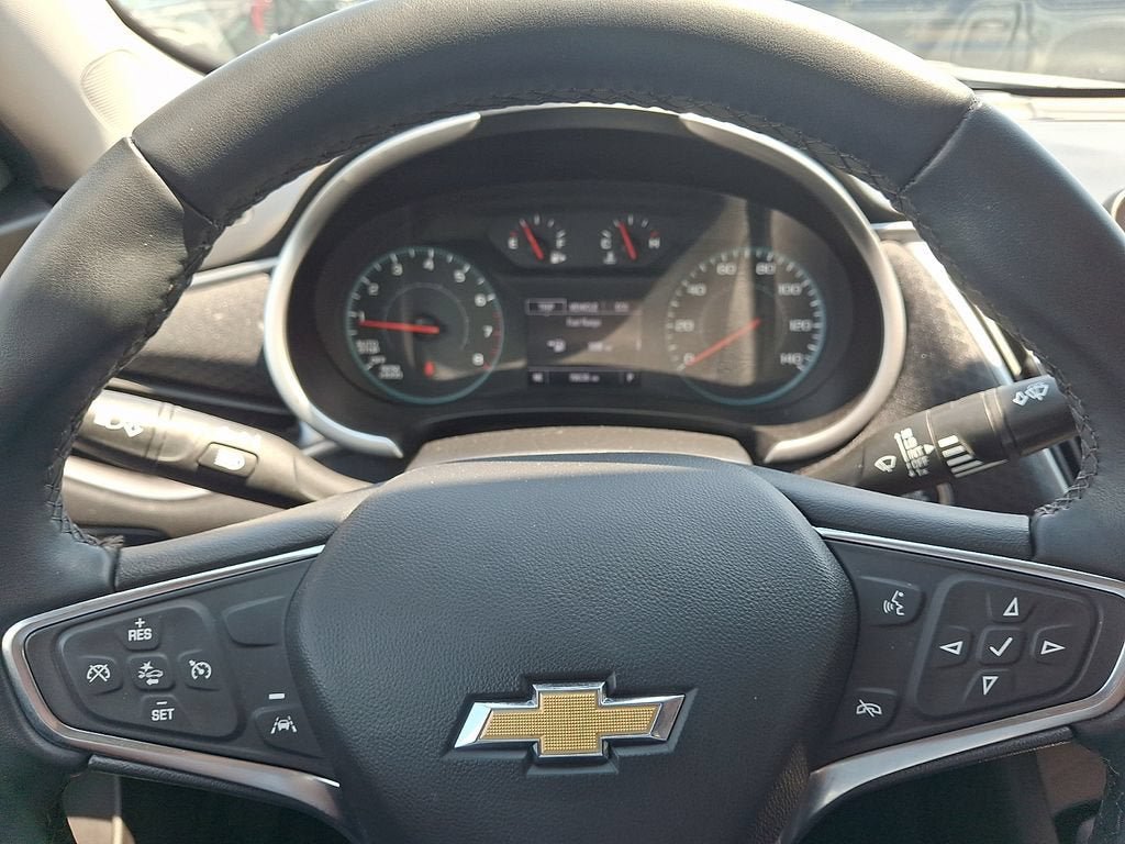 Certified 2025 Chevrolet Malibu RS FWD image 20