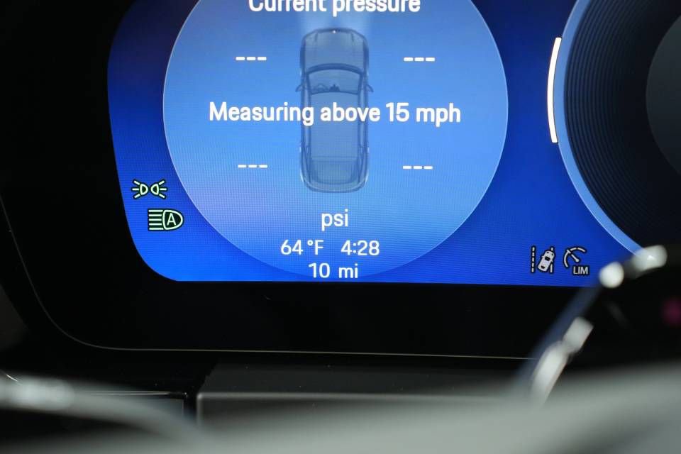 New 2026 Porsche Macan 4 Electric AWD/4WD image 15