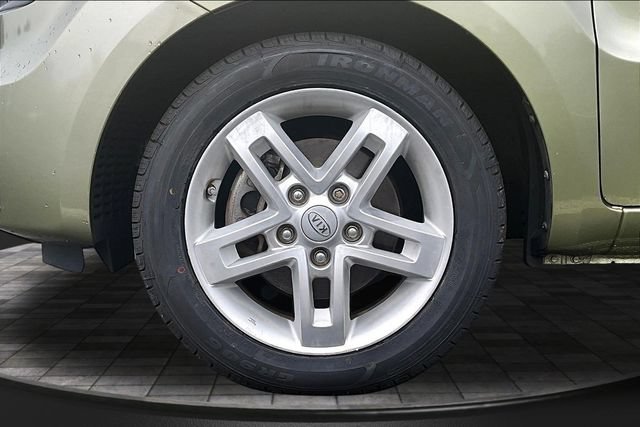 Used 2011 Kia Soul + w/ Audio Pkg FWD image 30