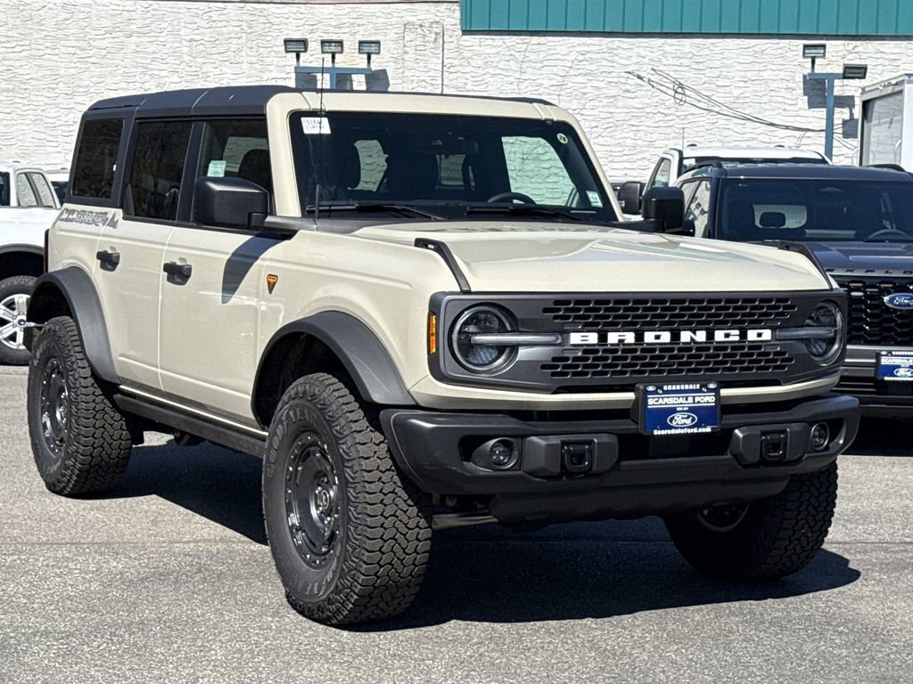 New 2025 Ford Bronco Badlands w/ Sasquatch Package