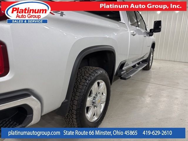 Used 2023 Chevrolet Silverado 3500 LTZ AWD/4WD image 45
