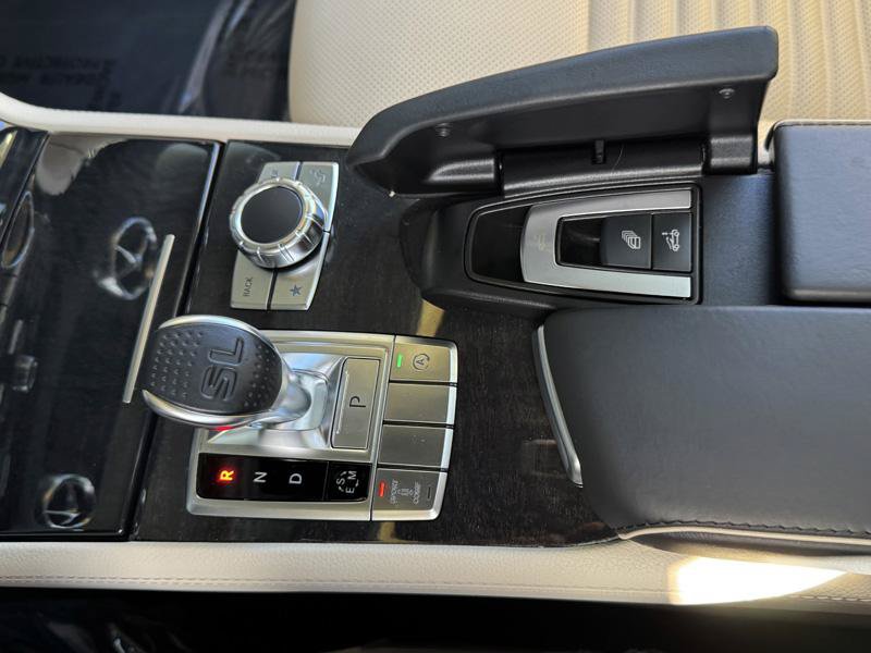 Used 2015 Mercedes-Benz SL 400 image 33