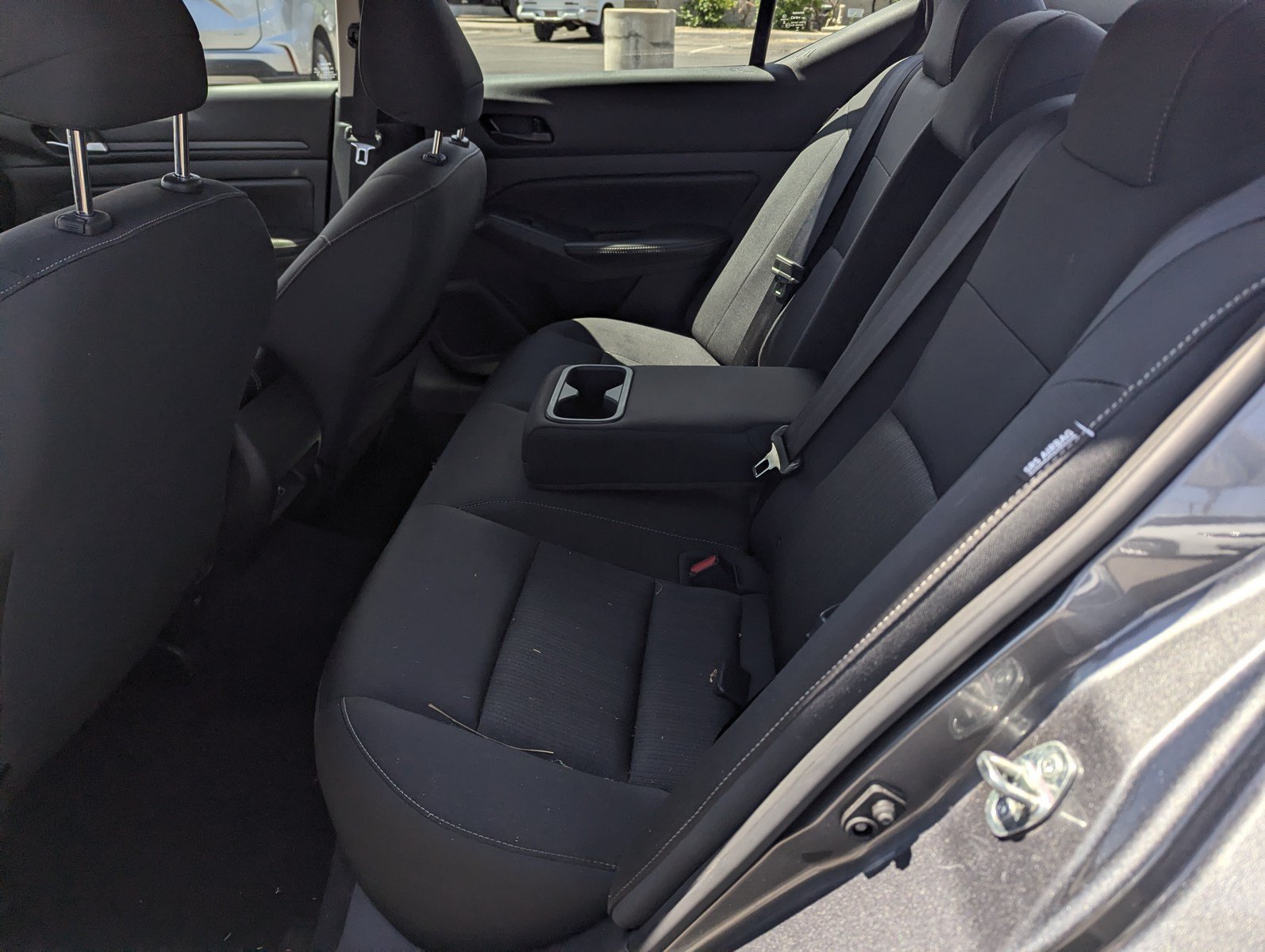 Used 2024 Nissan Altima 2.5 SV FWD image 9
