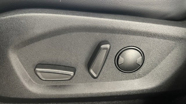 Used 2023 Ford Edge SEL w/ Convenience Package image 35