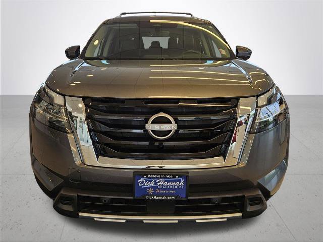 Certified 2023 Nissan Pathfinder SL image 3