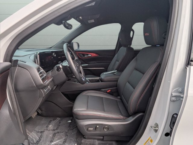 Used 2024 Chevrolet Traverse Z71 w/ Enhanced Driving Package AWD/4WD image 11