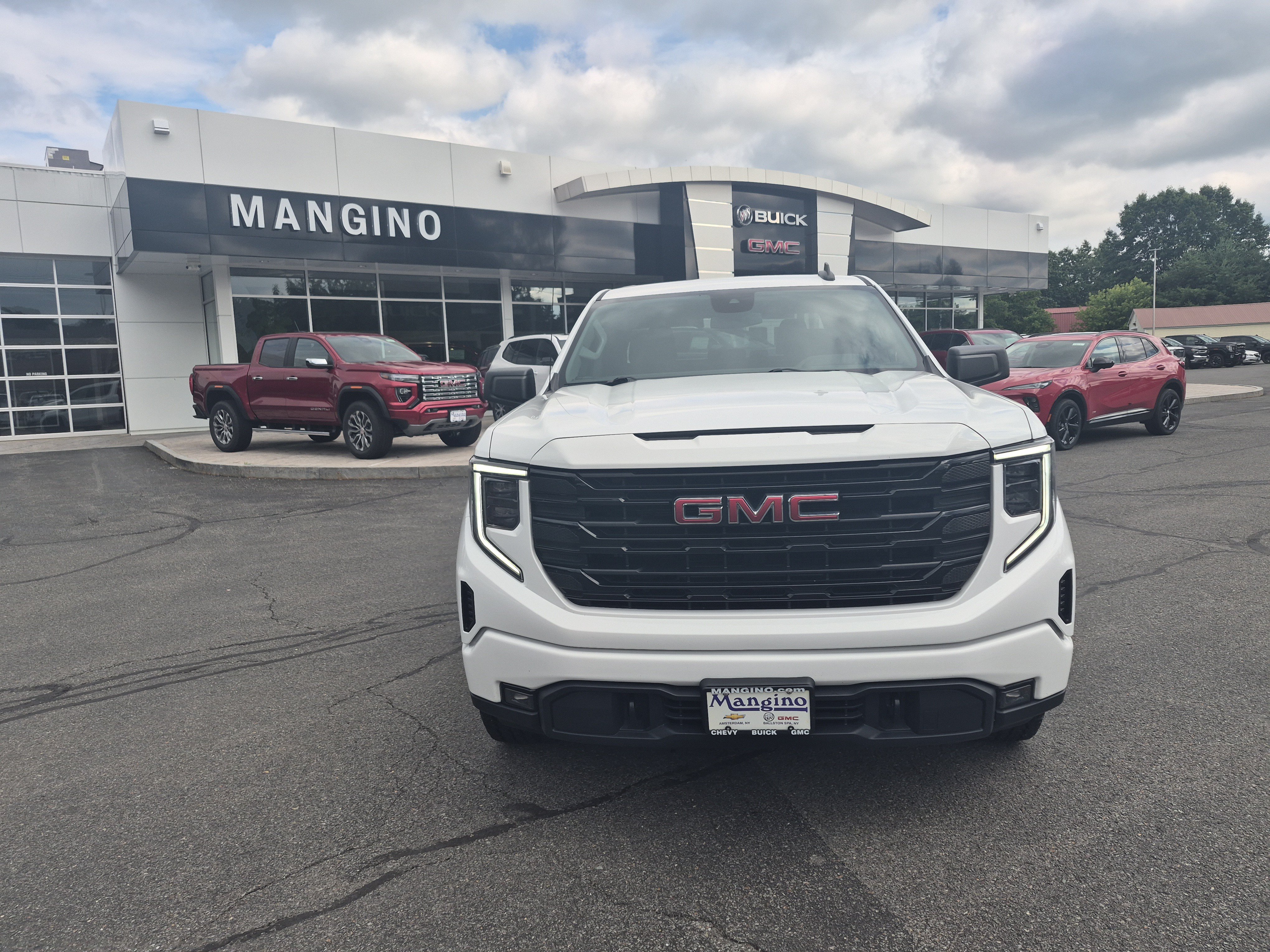 Certified 2023 GMC Sierra 1500 Elevation AWD/4WD image 8