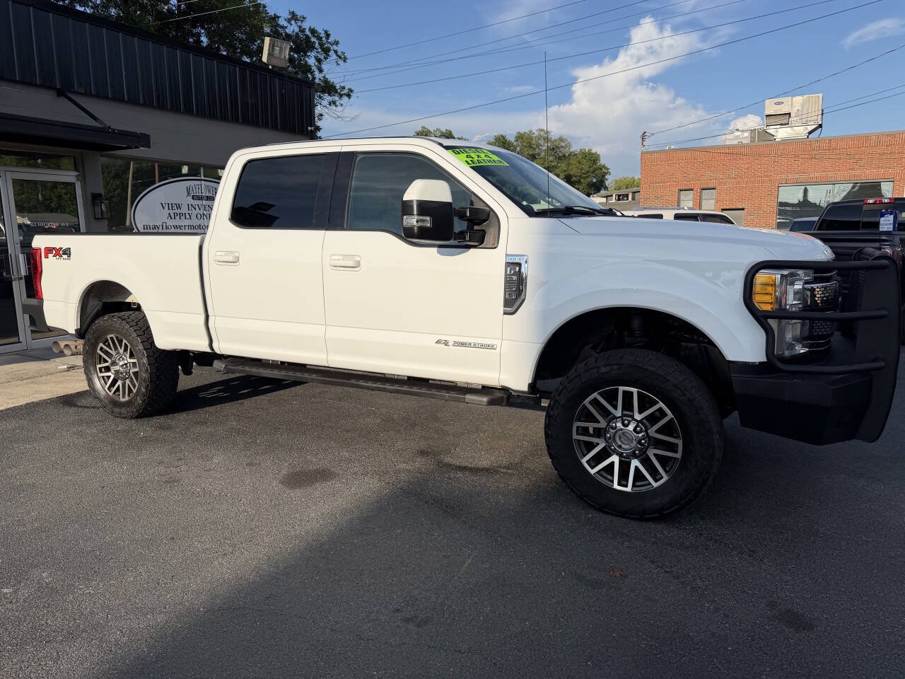 Used 2017 Ford F250 Lariat w/ Lariat Value Package AWD/4WD image 5