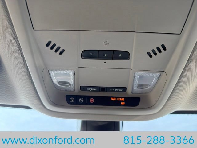 Used 2020 Buick Enclave Premium w/ Surround and Sites Package AWD/4WD image 20