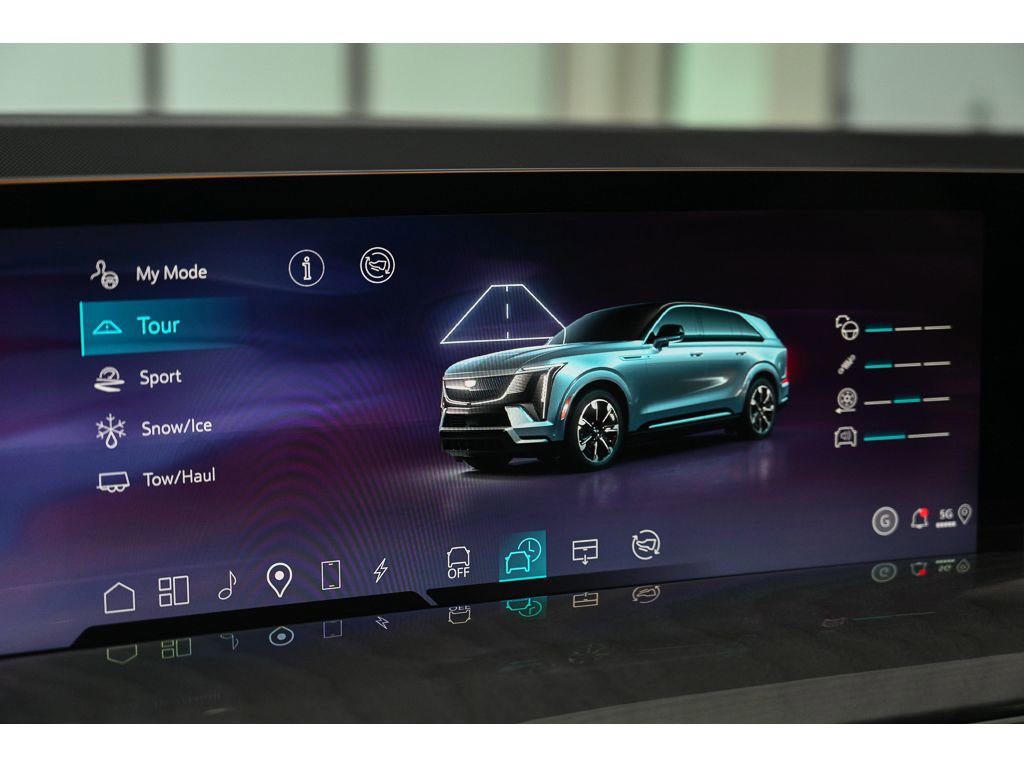 New 2026 Cadillac Escalade IQ Sport 2 w/ LPO, ONYX Package image 67