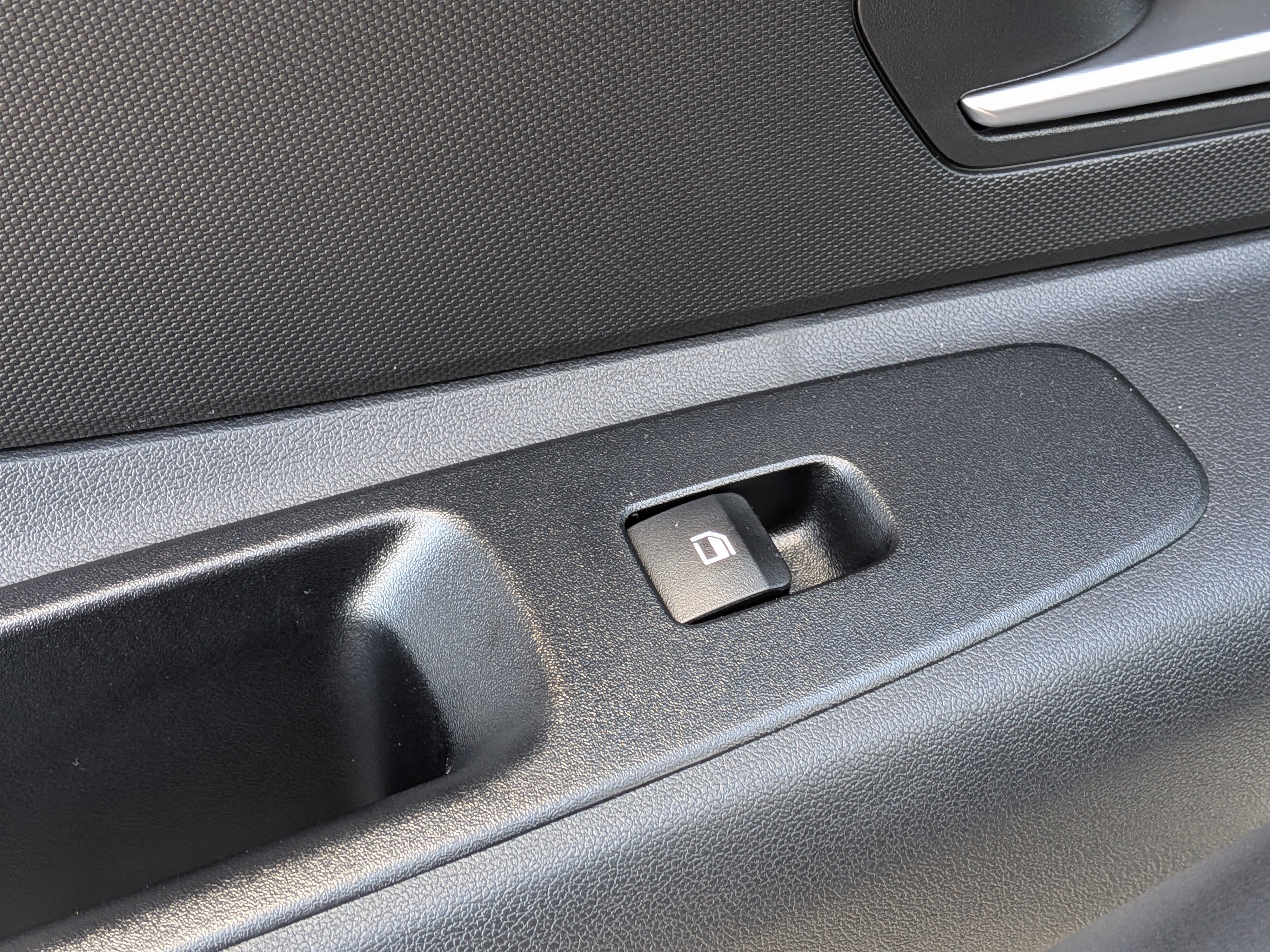New 2026 Hyundai Elantra SE FWD image 14