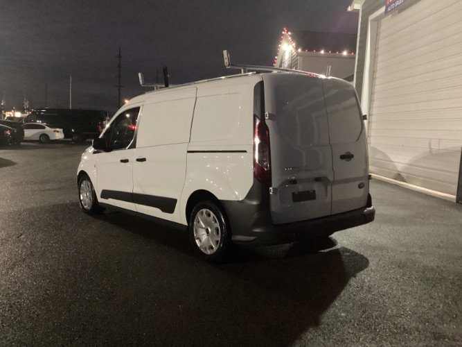 Used 2017 Ford Transit Connect XL image 3