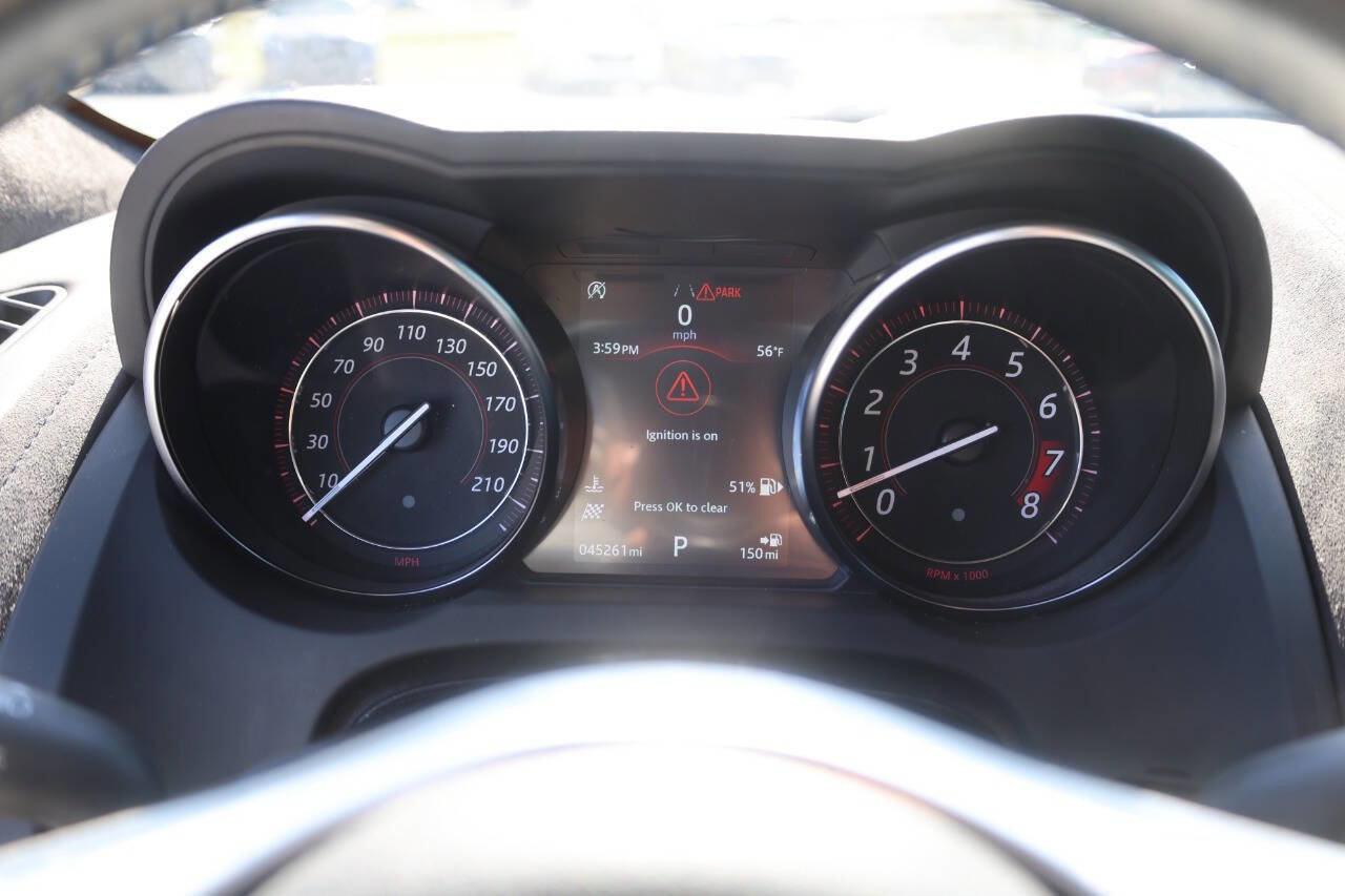 Used 2020 Jaguar F-TYPE SVR image 15