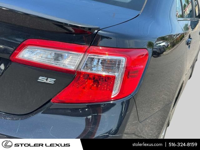 Used 2014 Toyota Camry SE FWD image 14