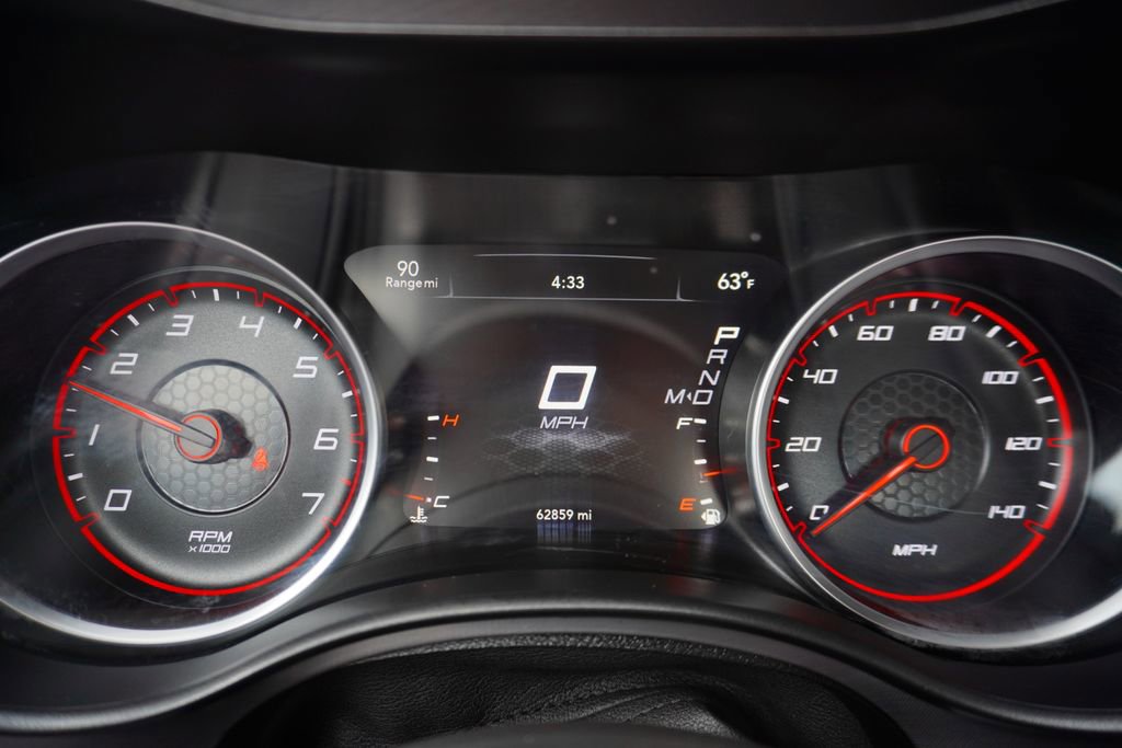 Used 2022 Dodge Charger SXT w/ Leather Interior Group image 15