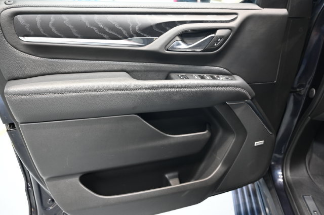 Used 2023 GMC Yukon Denali w/ LPO, Floor Liner Package AWD/4WD image 29