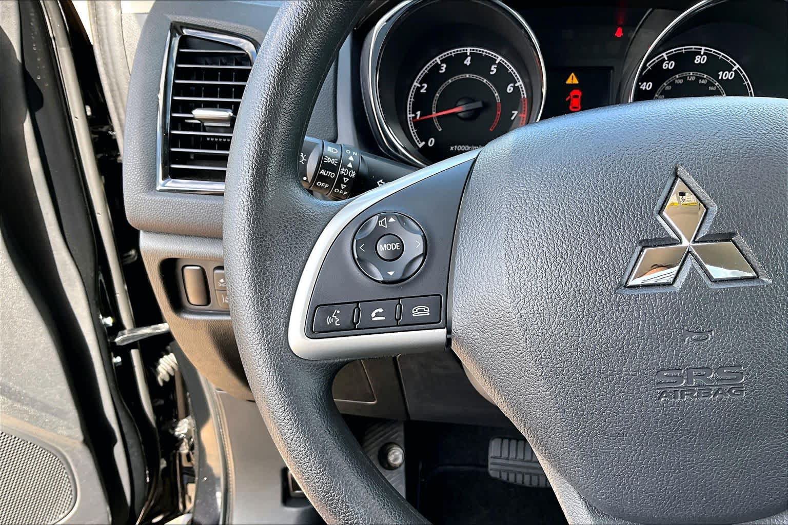 Used 2026 Mitsubishi Outlander Sport ES AWD/4WD image 24