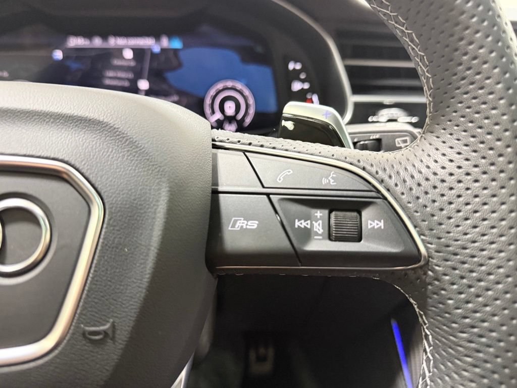 Used 2024 Audi RS Q8 AWD/4WD image 47