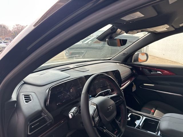 New 2026 Chevrolet Traverse RS w/ LPO, Floor Liner Package AWD/4WD image 13