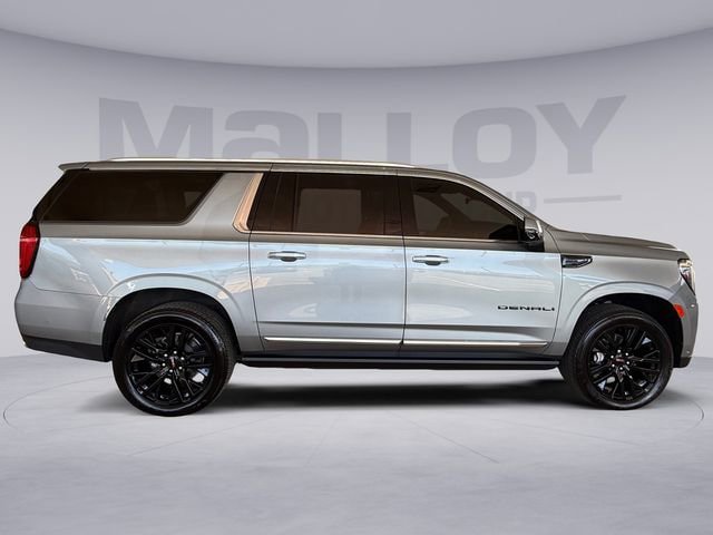 Used 2024 GMC Yukon XL Denali w/ Advanced Technology Package AWD/4WD image 6