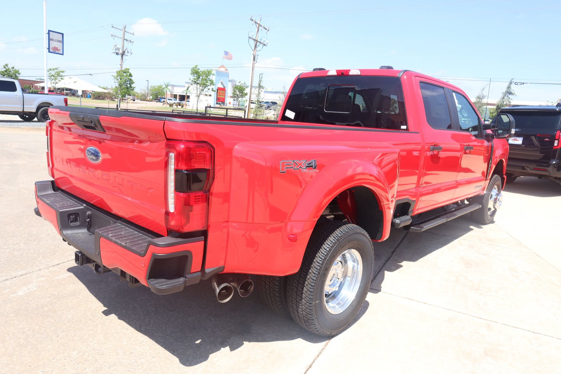 New 2026 Ford F350 XL w/ STX Appearance Package AWD/4WD image 18