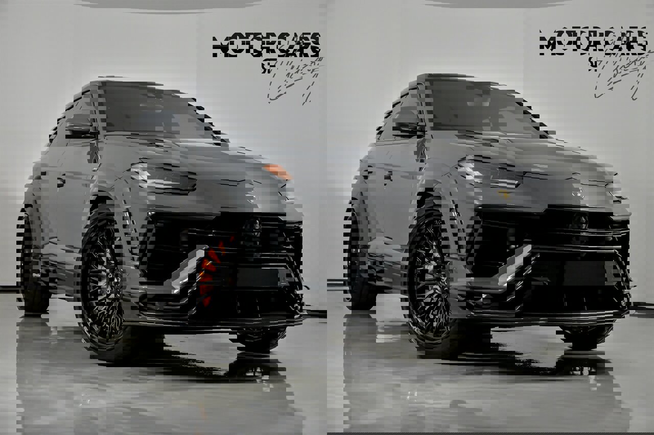 Used 2023 Lamborghini Urus Performante image 1