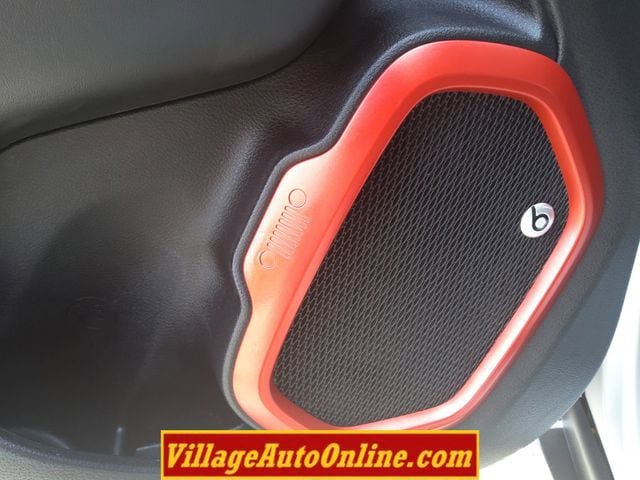 Used 2016 Jeep Renegade Trailhawk AWD/4WD image 17