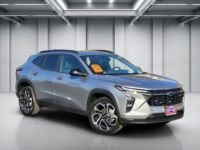 New 2026 Chevrolet Trax RS w/ Driver Confidence Package image 1