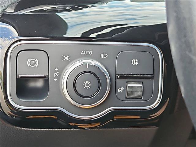 Used 2020 Mercedes-Benz A 220 w/ Premium Package image 23