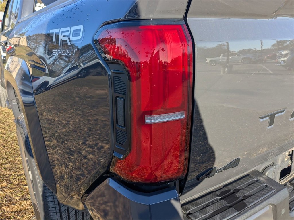 Used 2024 Toyota Tacoma TRD Sport w/ TRD Sport Premium Package image 7