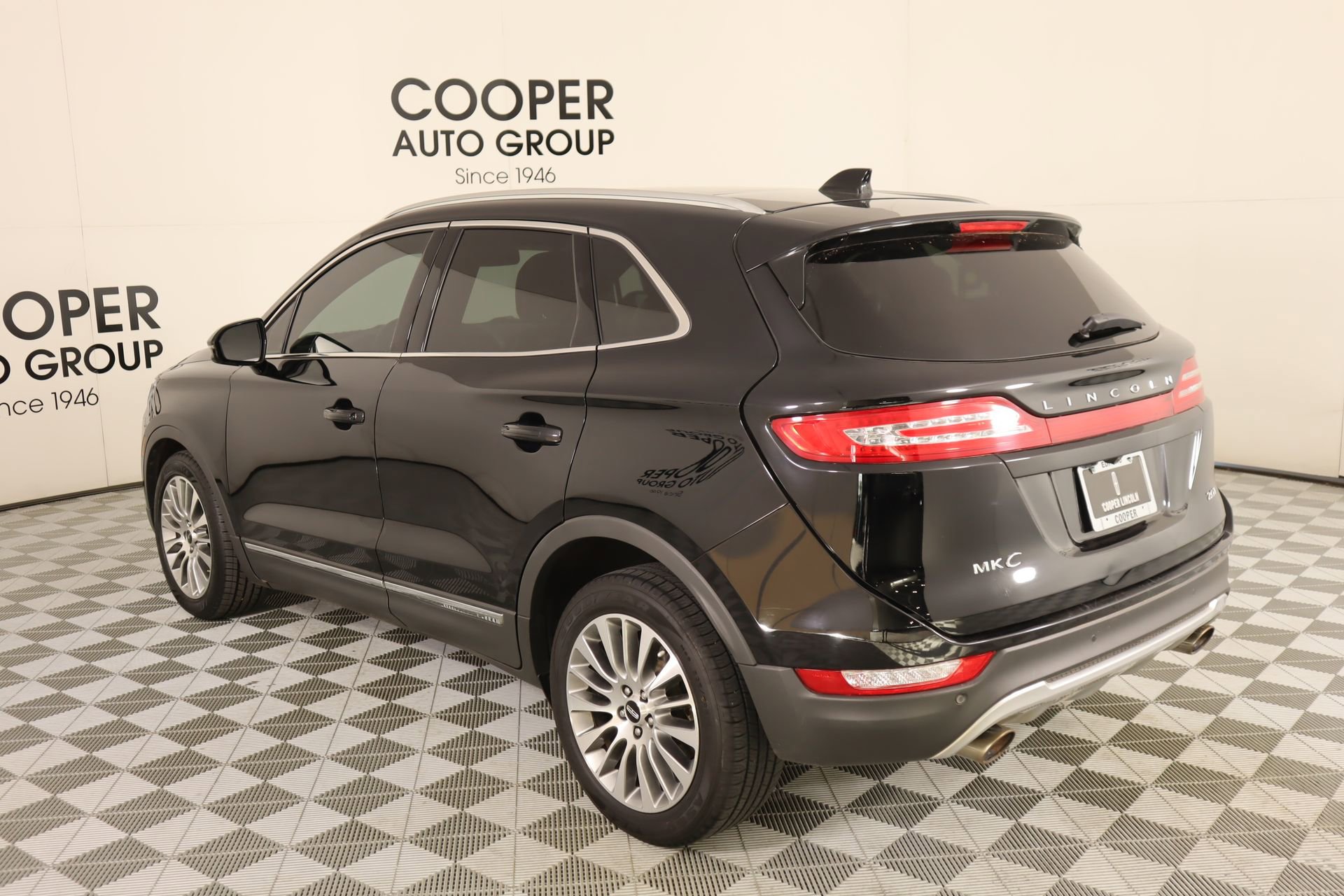 Used 2017 Lincoln MKC Reserve w/ Lincoln MKC Climate Package image 23