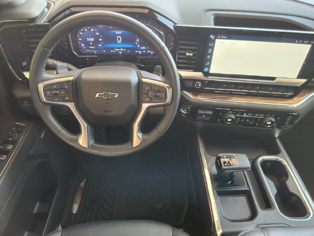 Used 2024 Chevrolet Silverado 1500 LT Trail Boss w/ Convenience Package II AWD/4WD image 29