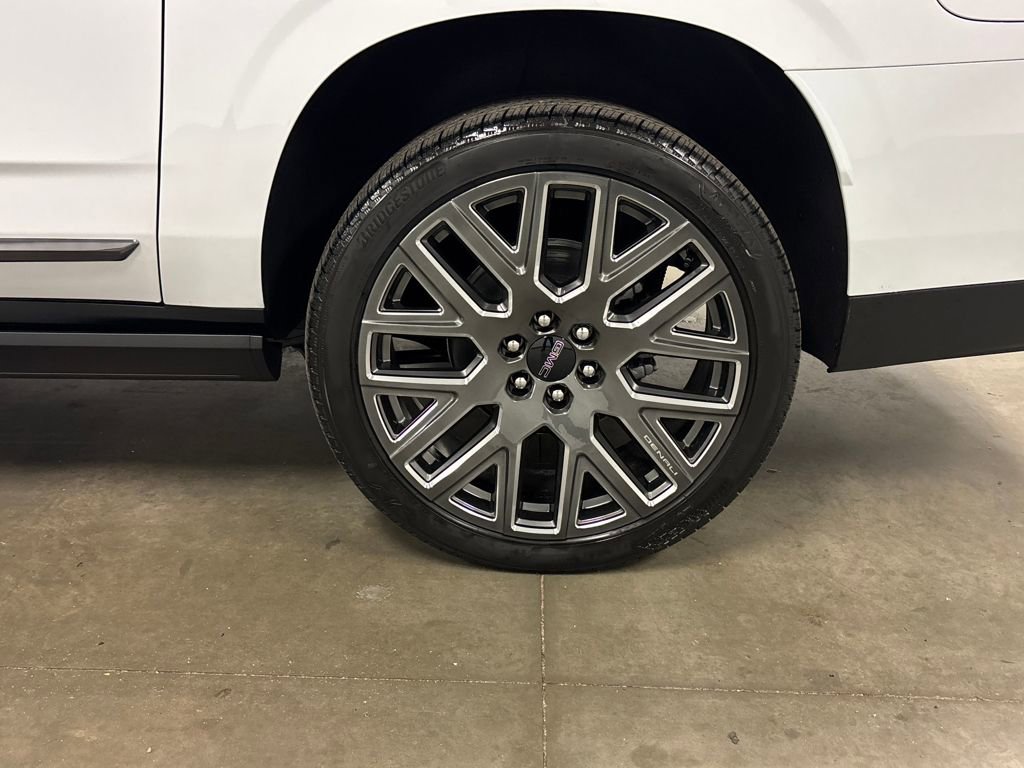 New 2026 GMC Yukon XL Denali Ultimate w/ LPO, Floor Liner Package image 14