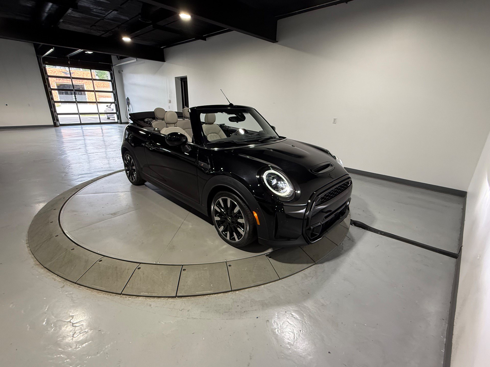 Used 2024 MINI Cooper S FWD image 17